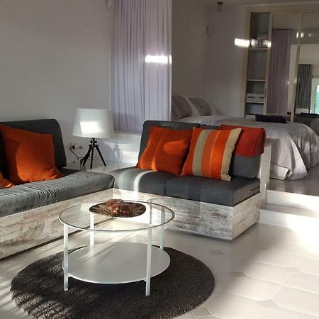 Casa Robert Y Nergiz Lägenhet Sitio de Calahonda Exteriör bild