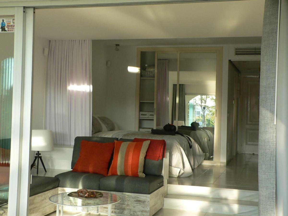 Casa Robert Y Nergiz Lägenhet Sitio de Calahonda Exteriör bild