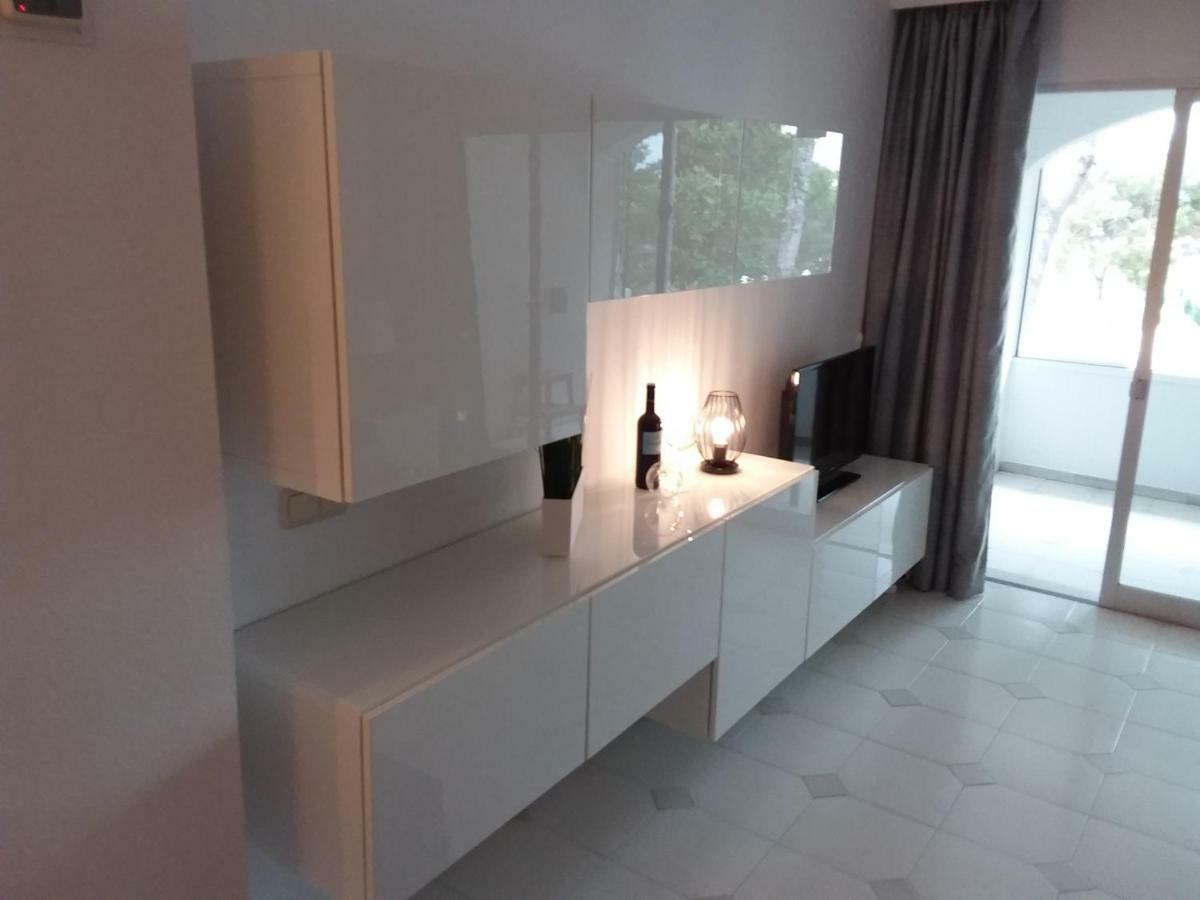 Casa Robert Y Nergiz Lägenhet Sitio de Calahonda Exteriör bild